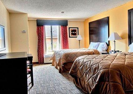 Quality Inn & Suites Greenville Near Downtown Room photo